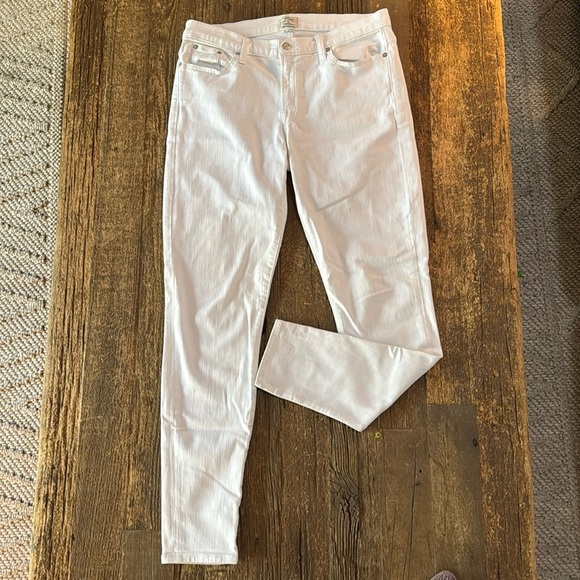 J.Crew 8” Toothpick White Jeans - Picture 3 of 11